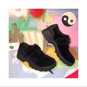 vintage velcro velvet shoes